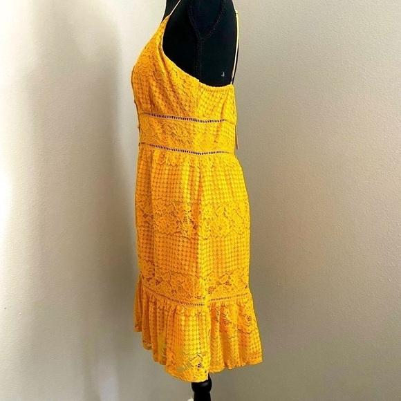 GB Crocheted Dress NWT - Picture 2 of 6